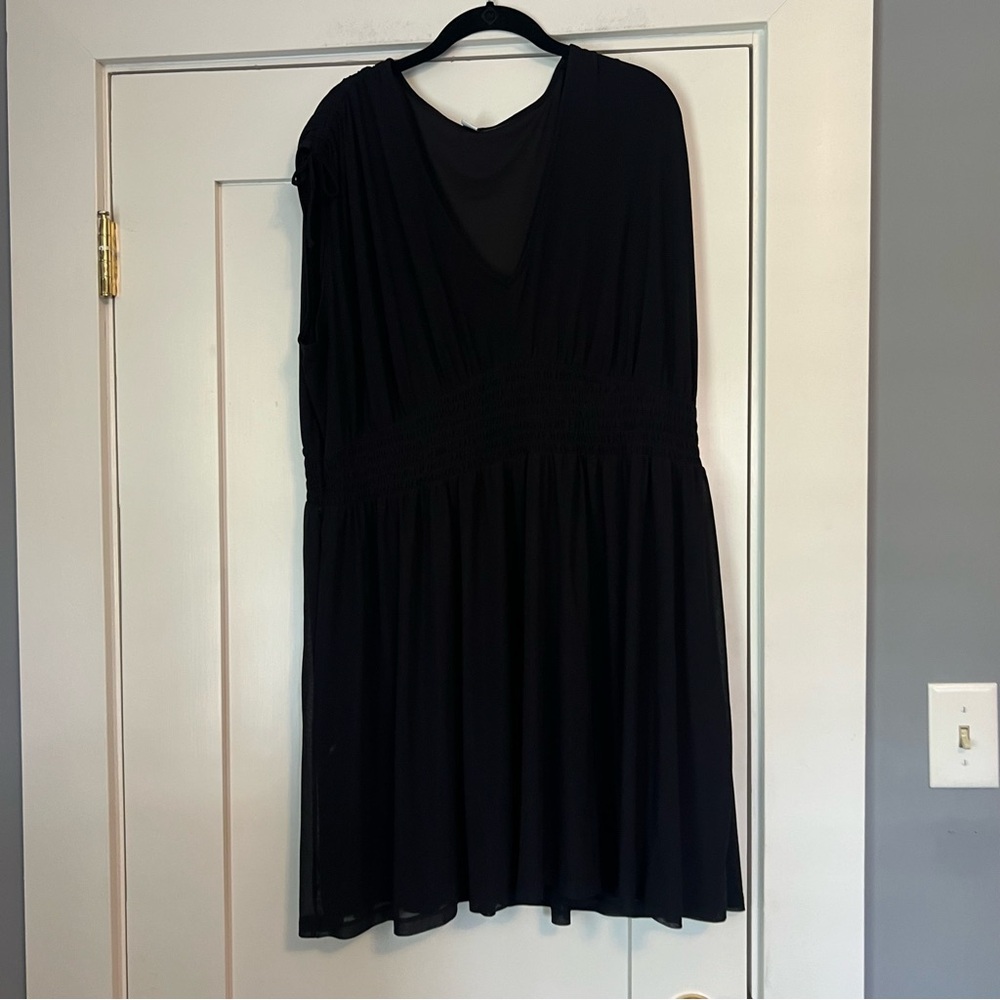 Old navy v neck mini dress